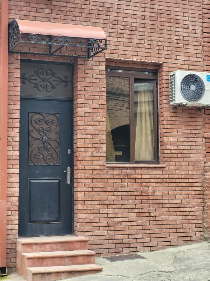 4 Chocolate Apartments In Old טביליסי מראה חיצוני תמונה