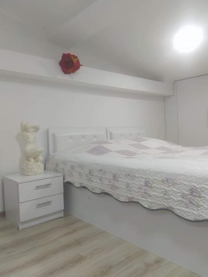4 Chocolate Apartments In Old טביליסי מראה חיצוני תמונה