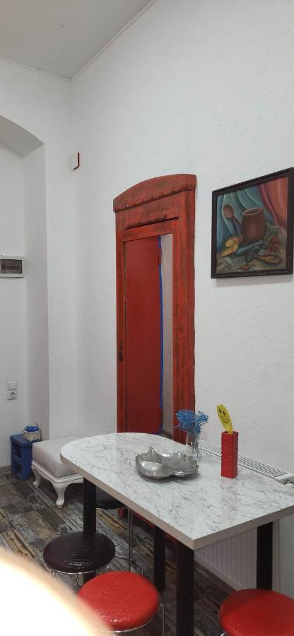 4 Chocolate Apartments In Old טביליסי מראה חיצוני תמונה