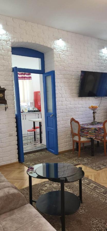 4 Chocolate Apartments In Old טביליסי מראה חיצוני תמונה