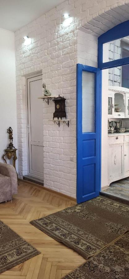 4 Chocolate Apartments In Old טביליסי מראה חיצוני תמונה