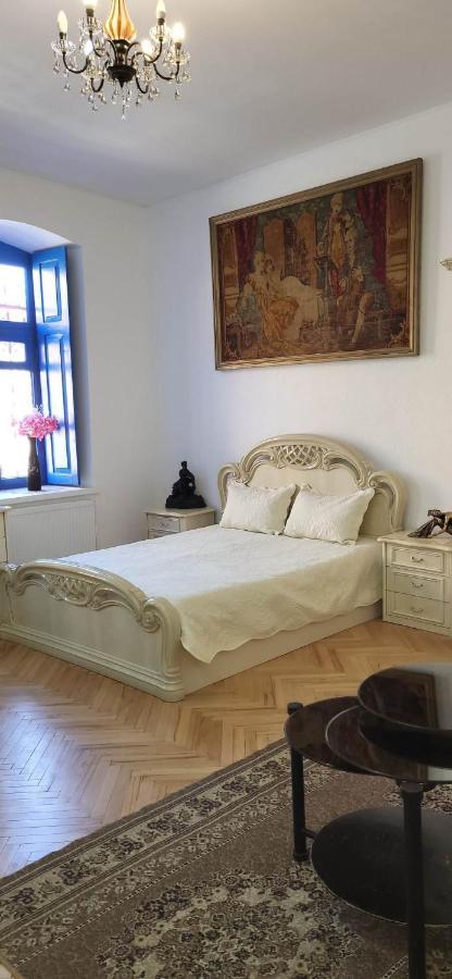 4 Chocolate Apartments In Old טביליסי מראה חיצוני תמונה