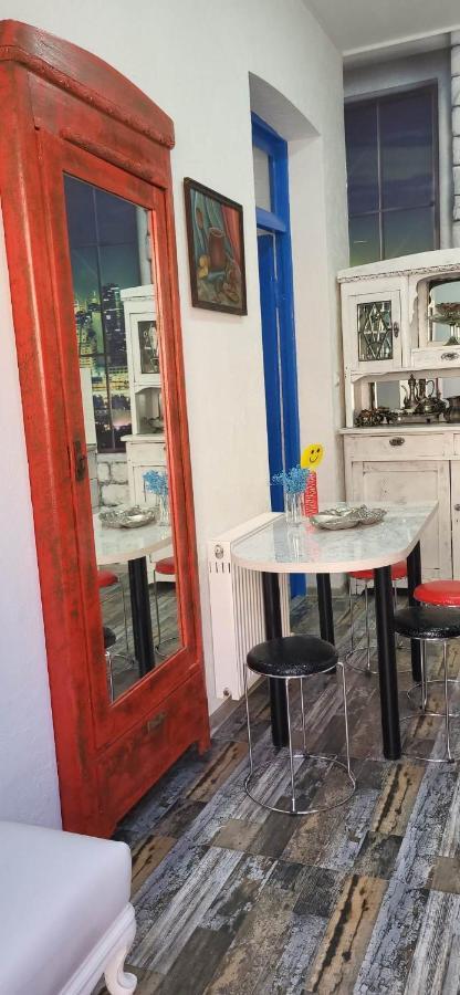 4 Chocolate Apartments In Old טביליסי מראה חיצוני תמונה